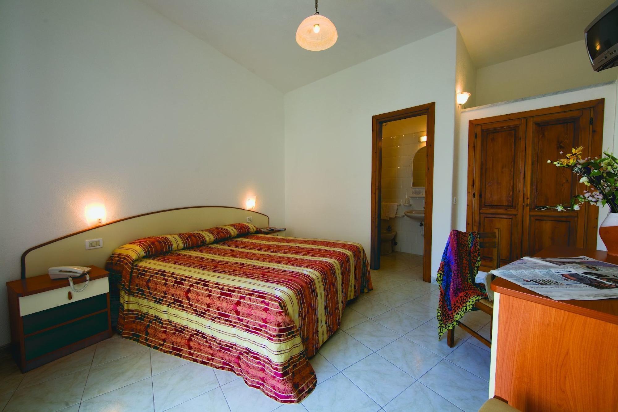 Hotel Al Bosco Forio  Bagian luar foto