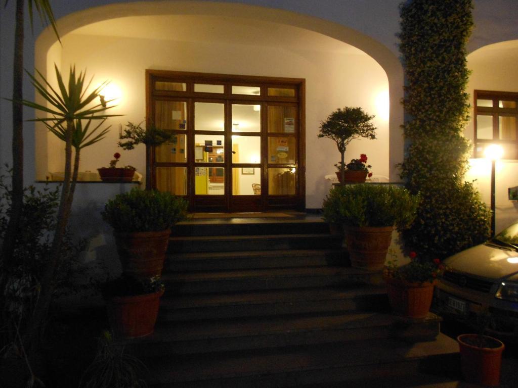 Hotel Al Bosco Forio  Bagian luar foto