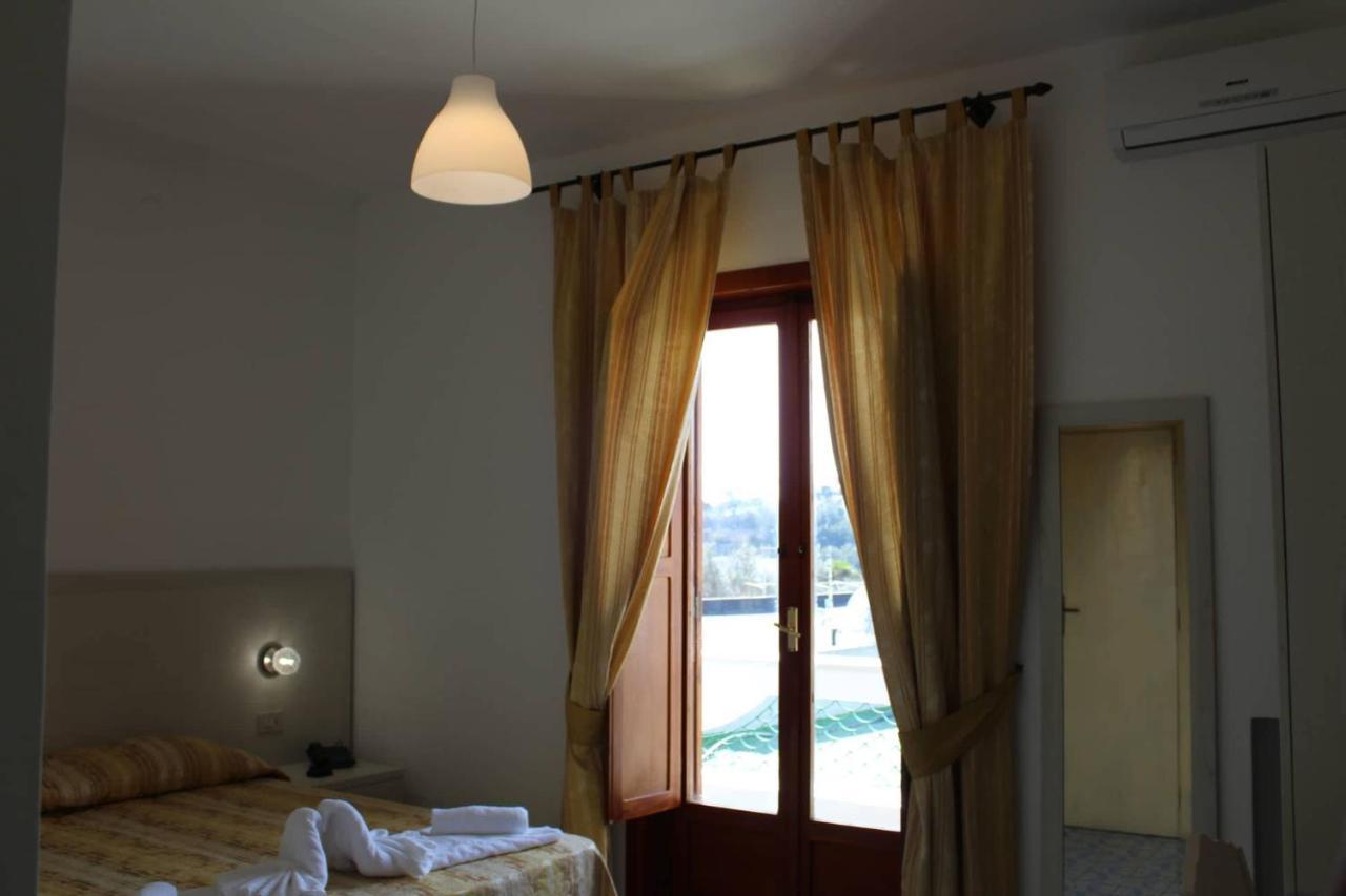 Hotel Al Bosco Forio  Bagian luar foto