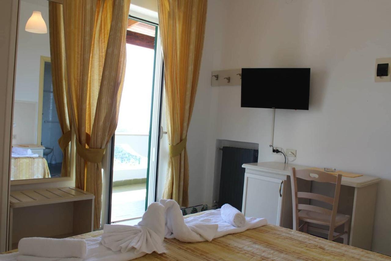 Hotel Al Bosco Forio  Bagian luar foto